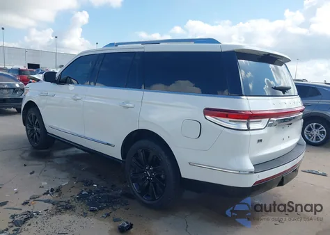 2022 Lincoln Navigator Reserve z USA, uszkodzony, nr VIN 5LMJJ2KT9NEL08064